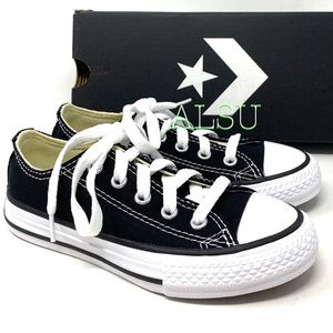 Converse 🔥SALE!🔥 Chuck Taylor ALL STAR OX Low Black Kid’s Sneakers Size 3J235